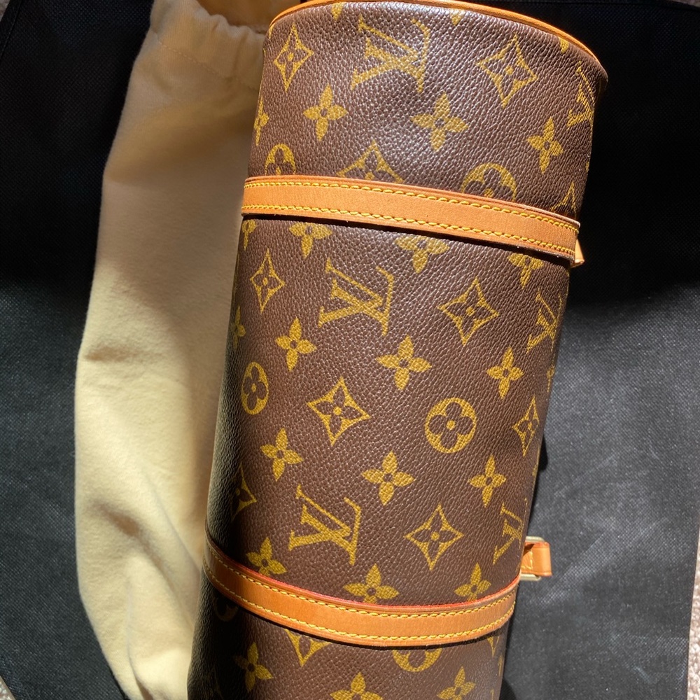 Louis Vuitton Papillon 27 Monogram Canvas Hand Ba